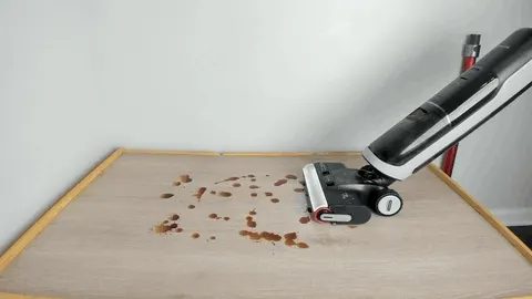 Suction holds at full strength even with the body reclined flat.