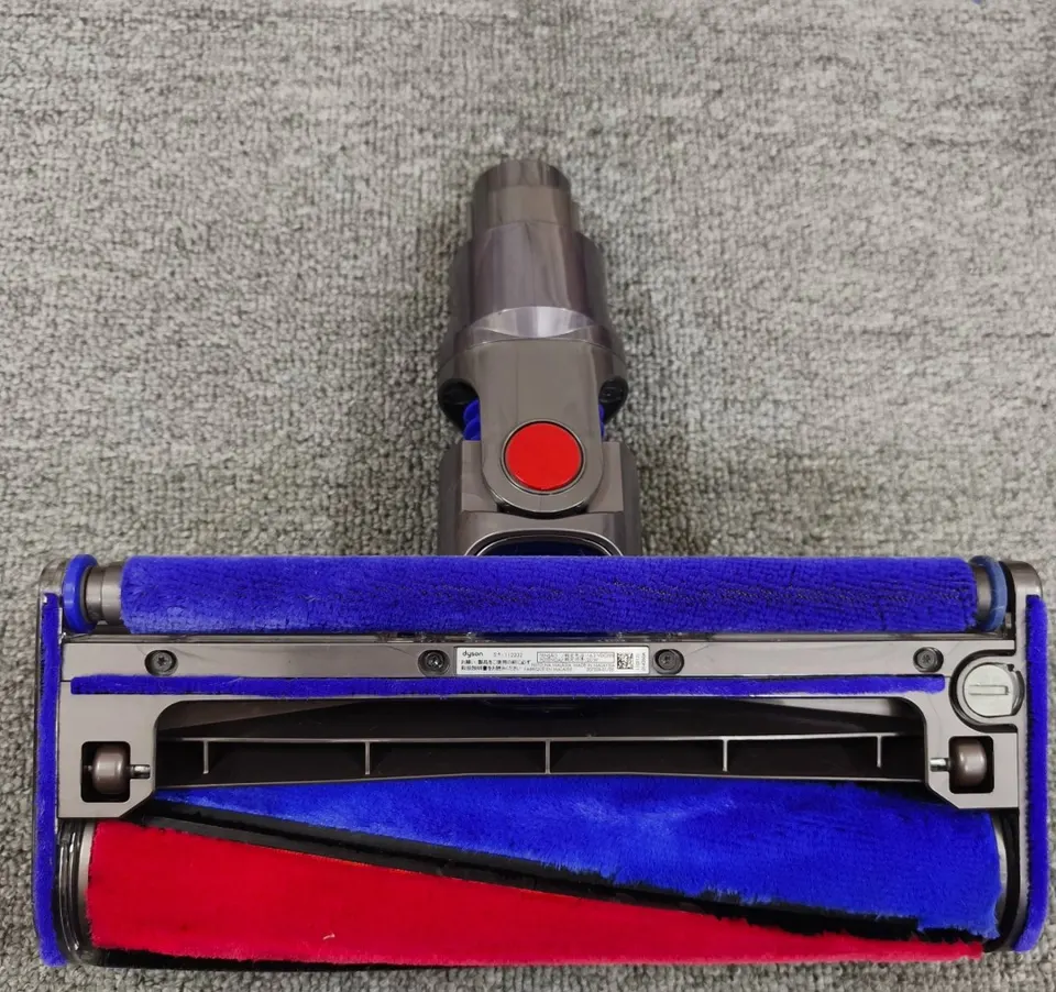 The soft roller takes loose hair off hard flooring in one forward pass.